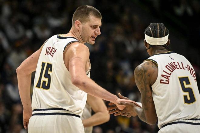 不断焕发新 不断焕发新