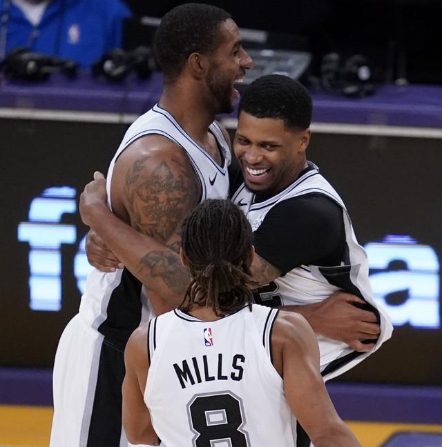 原本占据主 原本占据主