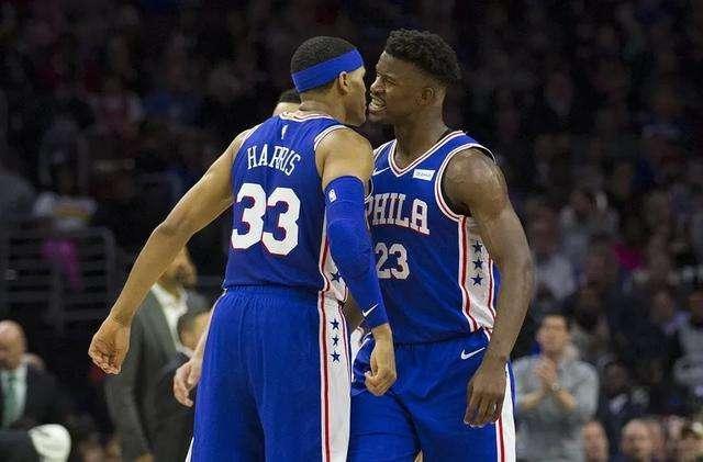 团队配合中 团队配合中