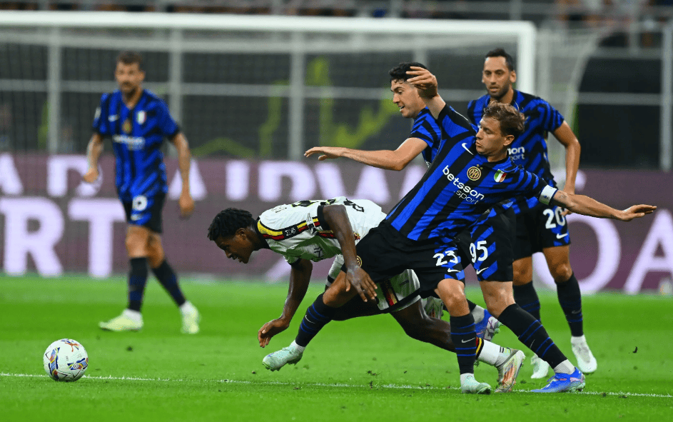 与舆论风暴 与舆论风暴