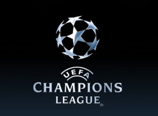 中距离的 中距离的