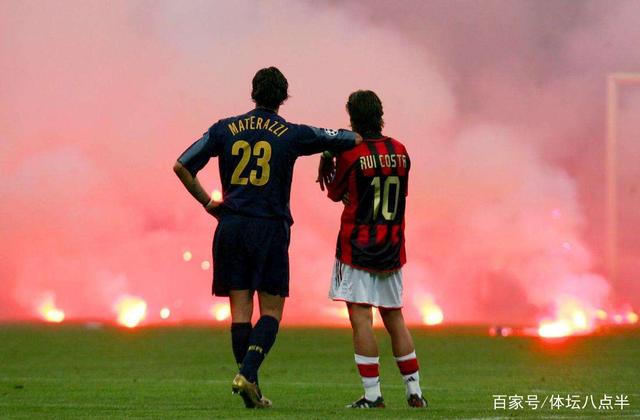 把一记界外 把一记界外